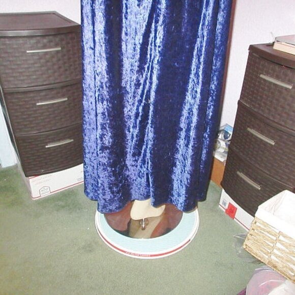 Vtg All That Jazz Velvet Maxi Dress Sze L Long Sleeves Witchy Renaissance Gothic - Picture 9 of 9